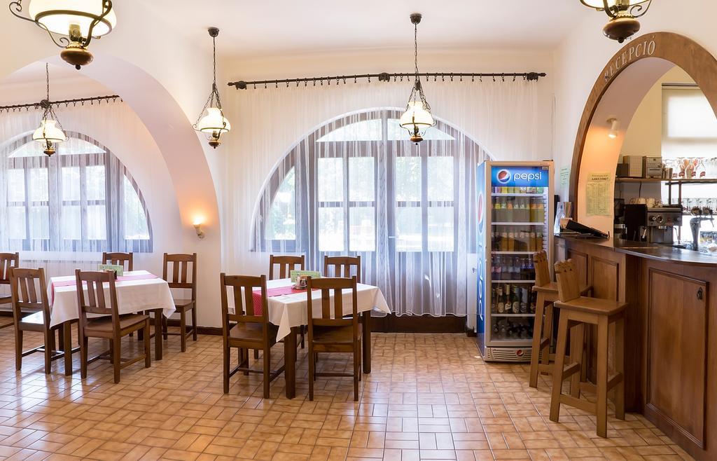 Gasthof Laci Betyar Hajdúszoboszló Εξωτερικό φωτογραφία